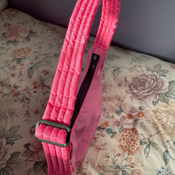 BAGGU Mini Nylon Shoulder
Bag, Azalea Pink Two Tone - Picture 2 of 4
